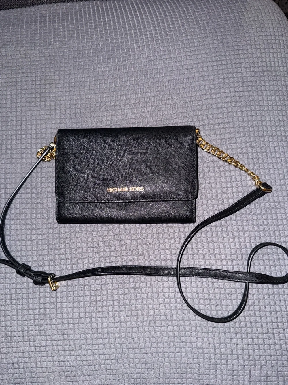 Michael Kors Jet Set Travel Crossbody - Picture 6 of 7